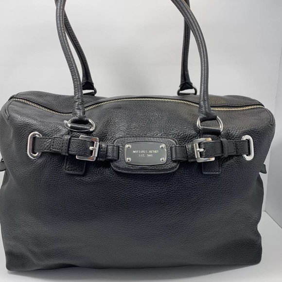Michael Kors Unisex Weekender Black Leather Travel Bag Duffle Size 21”x13”x6” - Picture 3 of 7